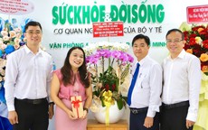 Đoàn đại biểu TPHCM thăm, chúc mừng Báo Sức khỏe và Đời sống