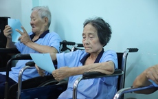 TPHCM triển khai đội y tế lưu động chăm sóc người yếu thế tại các trung tâm bảo trợ xã hội
