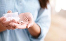 Dùng thuốc bao niêm mạc dạ dày ở người bị trào ngược dạ dày - thực quản