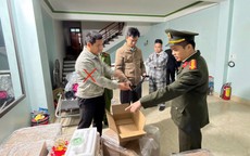 Triệt phá đường dây mua bán vũ khí quân dụng ngụy trang mặt hàng 'súng thông bồn cầu'