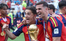 Vô địch World Cup, cầu thủ Tây Ban Nha nhận phần thưởng 'có một không hai' từ quê nhà