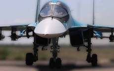 Tiêm kích Su-34 Nga đổi cấu hình bom lượn tăng sức ép lên Ukraine
