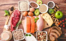 Người sau 60 tuổi cần bao nhiêu protein và loại nào tốt nhất?
