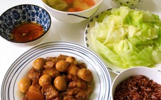 Đổi thứ tự gắp món giúp giảm cân, ổn định đường huyết
