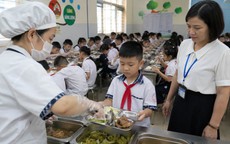 Hơn 600 đơn vị đăng ký cung ứng bữa ăn học đường tại Hà Nội