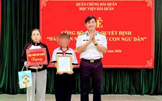 Học viện Hải quân nhận đỡ đầu con của ngư dân ở Đắk Lắk