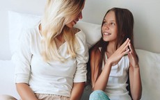 Con tuổi dậy thì khó bảo, cha mẹ cần làm gì để đồng hành?