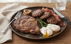Chế độ ăn carnivore giảm cân có tốt như một số thông tin trên mạng xã hội?
