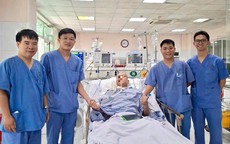 Cứu sống nam thanh niên 25 tuổi mắc bệnh tự miễn, suy đa cơ quan nặng