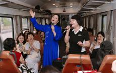 'Khúc ca Blouse trắng' và hành trình mang âm nhạc đến bệnh viện