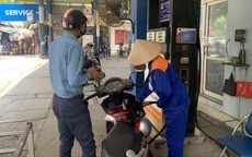 Giá xăng tăng, E10RON95 lên 24.739 đồng/lít