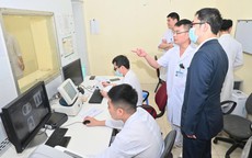 GS Hiệp hội Phẫu thuật Lồng ngực Nhật Bản ấn tượng về mô hình hội chẩn đa chuyên khoa trong điều trị bệnh lý về phổi của các bác sĩ Việt Nam