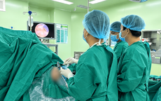 Phẫu thuật phục hồi khớp giả xương đòn sau 7 năm