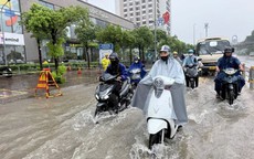 Cảnh báo mưa dông mạnh khu vực nội thành Hà Nội