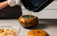 Sau 60 tuổi nên chọn ăn mỡ lợn hay dầu thực vật tốt hơn