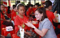 Quỹ Bảo trợ trẻ em Việt Nam thắp sáng ước mơ cho thiếu nhi xã miền núi ở PhúThọ