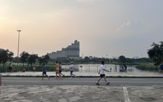 Đi bộ sau tuổi 50 bao nhiêu là đủ để giữ cơ và xương?