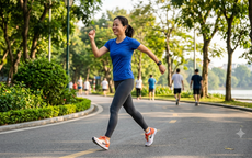 Đi bộ đánh tay thế nào để tăng hiệu quả mà không nhanh mỏi?