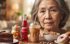 5 thực phẩm khiến phụ nữ lão hóa nhanh và mất cân bằng nội tiết