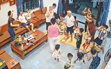 Clip gia đình 4 thế hệ cùng “quẩy” sau bữa cơm khiến dân mạng thích thú 