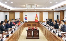 Chủ tịch Quốc hội Trần Thanh Mẫn hội kiến Thủ tướng Hàn Quốc Han Seong-sook