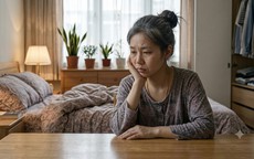 Suy giảm estrogen gây bất lợi gì cho sức khỏe phụ nữ?
