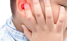 Vi&#234;m tai c&#243; g&#226;y điếc kh&#244;ng?
