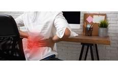 Hậu quả của đau lưng do làm việc nặng, sai tư thế trầm trọng hơn bạn nghĩ