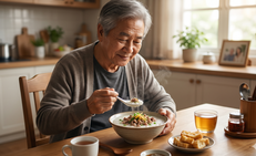 Tuổi 60 ăn sáng thế nào để giữ cơ bắp và đôi chân vững vàng?