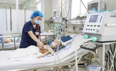 Tăng trẻ nhập viện vì cúm, đừng để một đợt bùng phát trở thành vòng xoáy bệnh