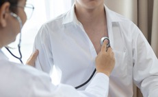 Ai dễ mắc viêm phổi và 5 cách bảo vệ lá phổi