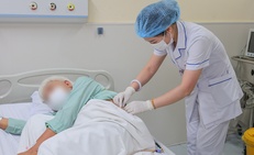 Hiếm gặp đau tức âm ỉ vùng hông lưng bất ngờ biết mình có 4 quả thận