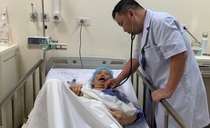 Thay van hai lá qua đường ống thông kết hợp can thiệp mạch vành cứu sống cụ bà 84 tuổi bị sốc tim