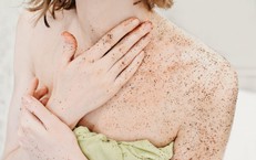 Một số c&#244;ng thức tẩy da chết tại nh&#224; cho l&#224;n da mịn m&#224;ng