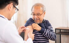 Người c&#243; bệnh tim phải đặc biệt cẩn trọng trước C&#250;m m&#249;a!