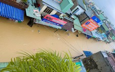 Đà Nẵng mưa xối xả gây sạt lở, nhà dân ngập sâu, nhiều tuyến đường tê liệt