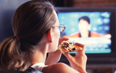 Ảnh hưởng của t&#226;m l&#253; v&#224; th&#243;i quen ăn uống đến c&#226;n nặng