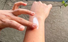 Bộ Y tế thu hồi, ti&#234;u huỷ l&#244; kem chống nắng tr&#234;n nh&#227;n ghi SPF 45+, kiểm nghiệm chỉ đạt 2
