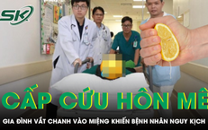 Người đ&#224;n &#244;ng ph&#249; n&#227;o kh&#244;ng thể cứu chữa sau khi gia đ&#236;nh vắt chanh v&#224;o miệng l&#250;c h&#244;n m&#234;