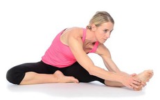 8 b&#224;i tập k&#233;o gi&#227;n đơn giản v&#224; hiệu quả gi&#250;p giảm đau lưng dưới