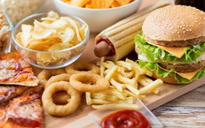 3 nh&#243;m thực phẩm cần tr&#225;nh xa khi đang giảm c&#226;n