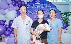 B&#233; g&#225;i 500g xuất viện sau 135 ng&#224;y điều trị tại Bệnh viện Sản Nhi Nghệ An