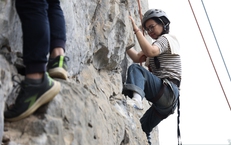 Đến Lạng Sơn trải nghiệm leo n&#250;i mạo hiểm