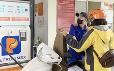 Gi&#225; xăng đồng loạt giảm trong kỳ điều ng&#224;y 20/11