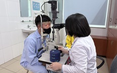 Chuy&#234;n gia cảnh b&#225;o, nhiều người biến chứng nặng nề do chủ quan sau chấn thương mắt