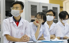 Dự thảo Luật Gi&#225;o dục đại học: Đừng đ&#224;o tạo b&#225;c sĩ theo quy tr&#236;nh h&#224;nh ch&#237;nh thay v&#236; quy tr&#236;nh chuy&#234;n m&#244;n