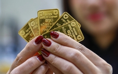 Gi&#225; v&#224;ng h&#244;m nay ng&#224;y 25/11 bật tăng dữ dội