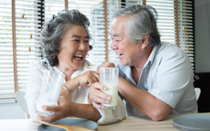 Những loại sữa cho người gi&#224; được y&#234;u th&#237;ch hiện nay