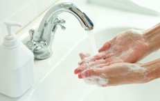 Lỵ trực tr&#249;ng c&#243; nguy hiểm kh&#244;ng?