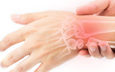 5 b&#224;i tập đơn giản giảm đau ng&#243;n tay, cổ tay do sử dụng điện thoại di động